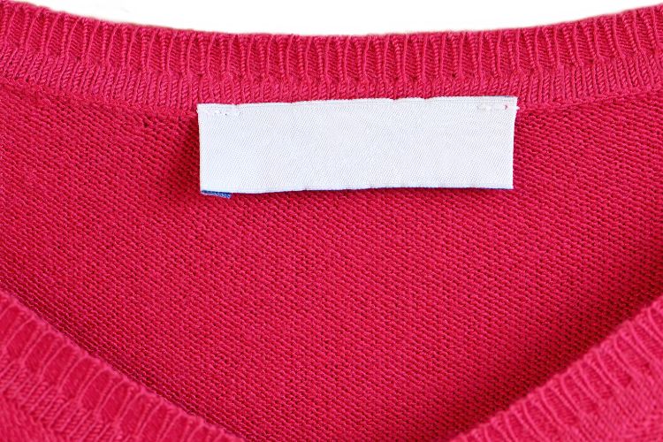 Come leggere le etichette dei vestiti